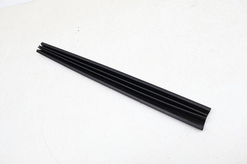 Sunroof / Sun Roof Seal 2187800340 — Used (SKU 662286)