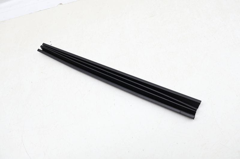 Sunroof / Sun Roof Seal 2187800340 — Used (SKU 662287)