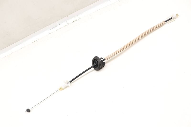 Door Handle Release / Bowden Cable 7P5837085A — Used (SKU 604579)