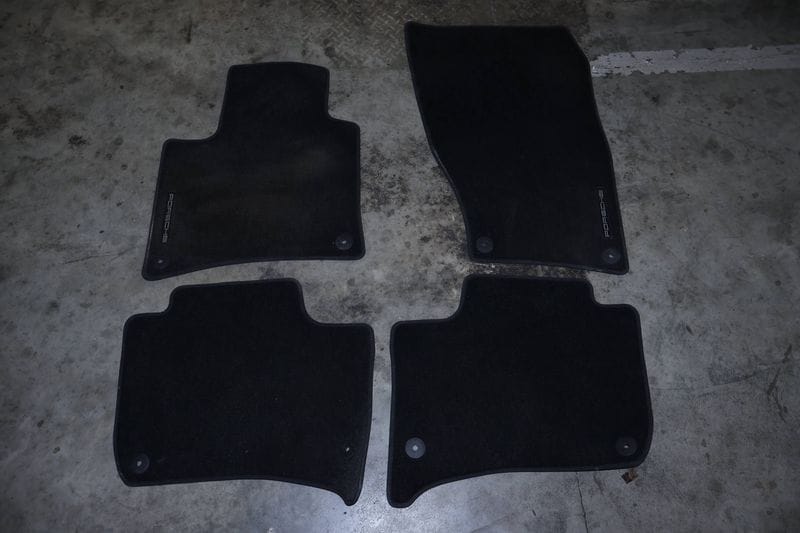 Carpet Floor Mat Set — Used (SKU 651134)