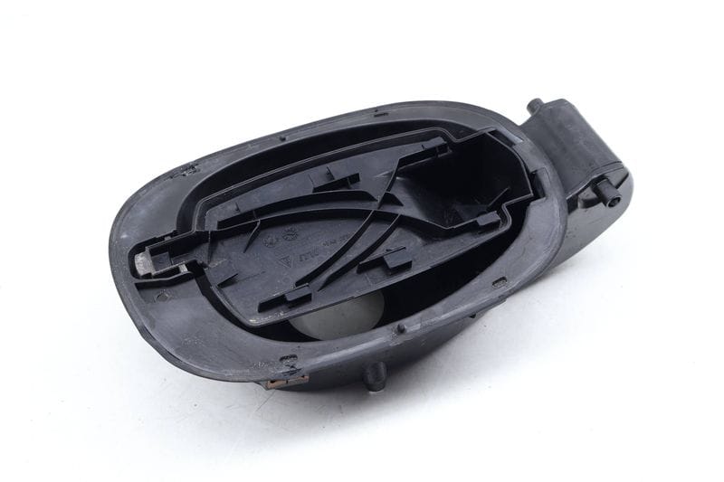 Gas / Fuel Filler Door Bracket 7P5809857C — Used (SKU 651432)
