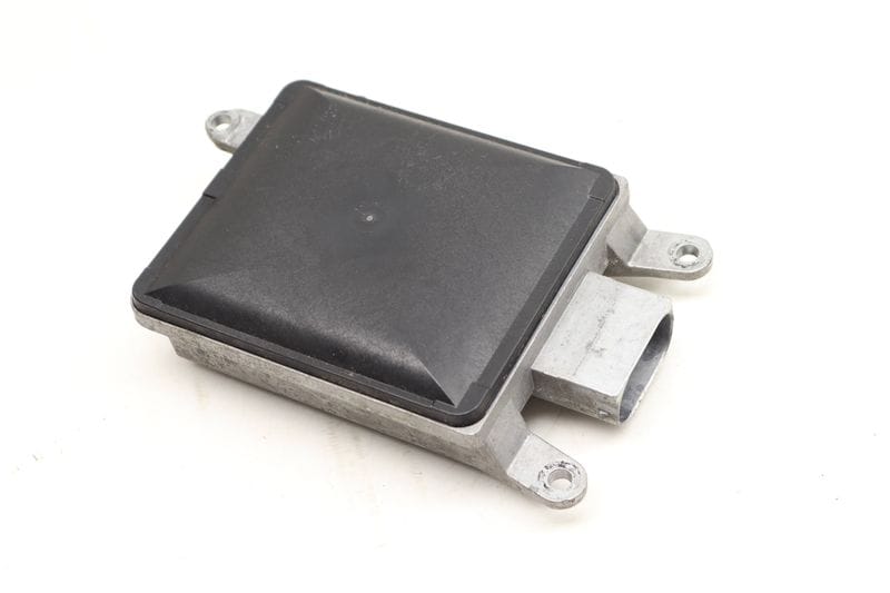 Lane Change Assist Control Module 7P5910566D — Used (SKU 428164)