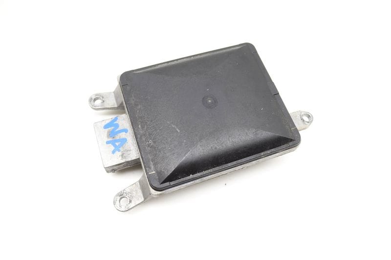 Lane Change Assist Control Module 7P5910566D — Used (SKU 578559)