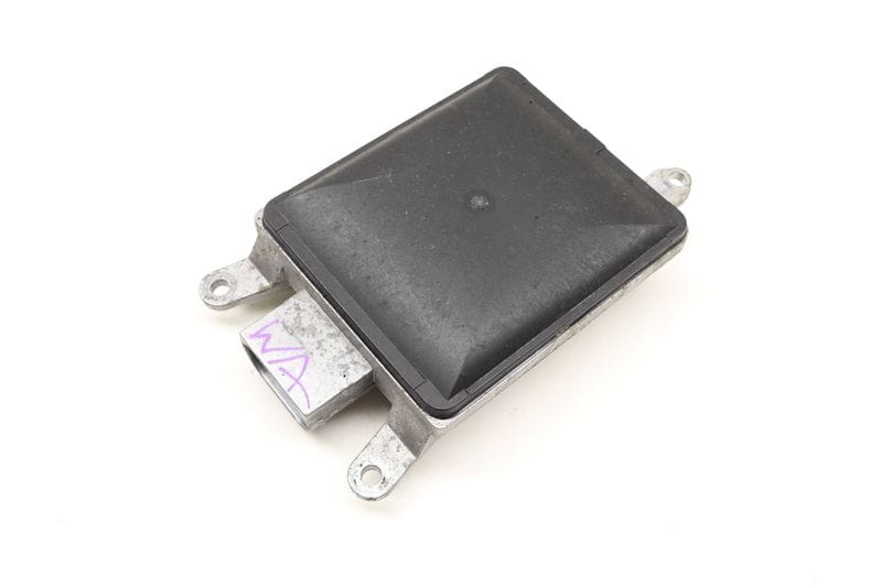 Lane Change Assist Control Module 7P5910566D — Used (SKU 604501)