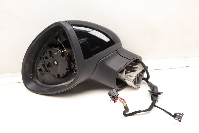 Side View Door Mirror 7P5857537A — Used (SKU 604602)