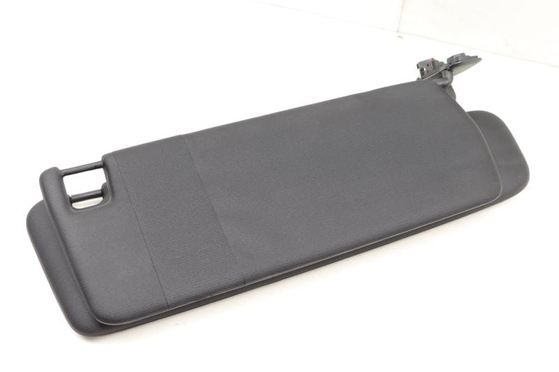 Sun Visor / Mirror 7P5857551 — Used (SKU 428316)