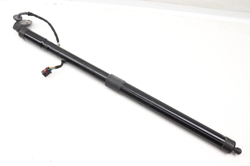 Trunk Hatch Strut / Shock w/ Bracket 7P5827851E — Used (SKU 578706)