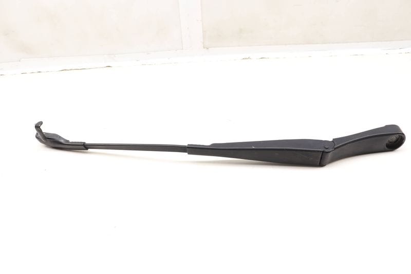 Windshield Wiper Arm 7P0955409B — Used (SKU 604751)