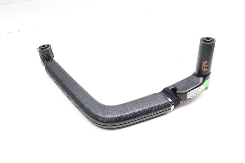 Door Panel Pull / Grab Handle 7P5867162 — Used (SKU 651194)