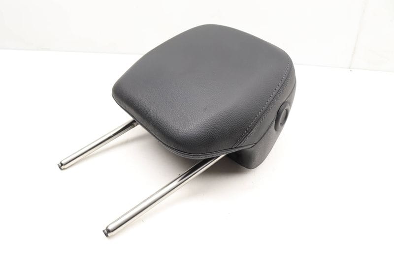 Headrest / Head Rest 7P5885901 — Used (SKU 428113)
