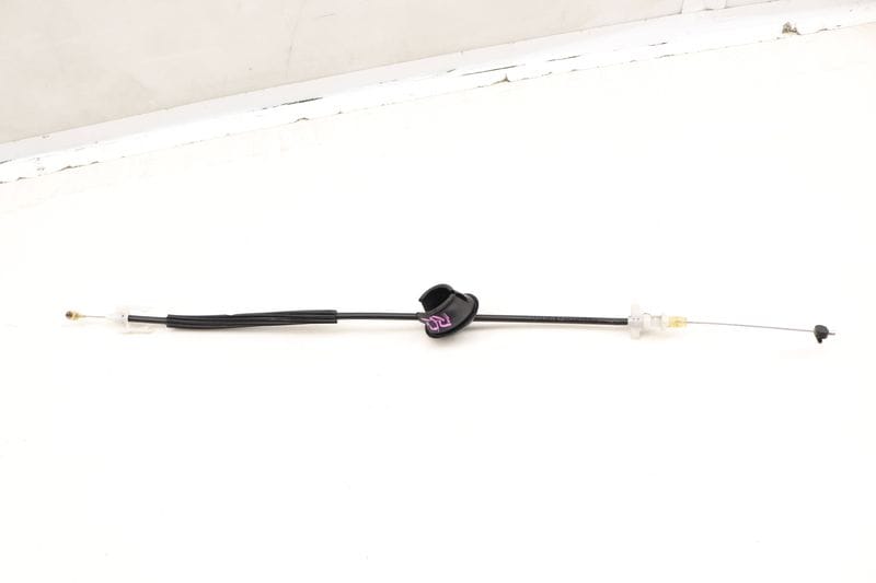 Door Handle Release / Bowden Cable 7P5839085A — Used (SKU 604581)