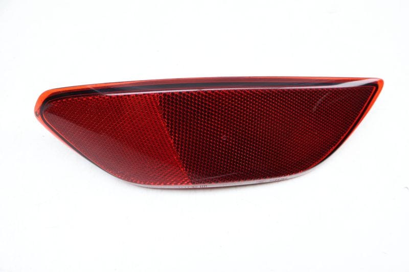 Bumper Reflector 7P5945106B — Used (SKU 651229)