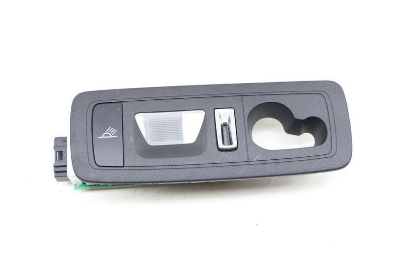 Interior Dome Reading Light 7P5947292L — Used (SKU 651353)