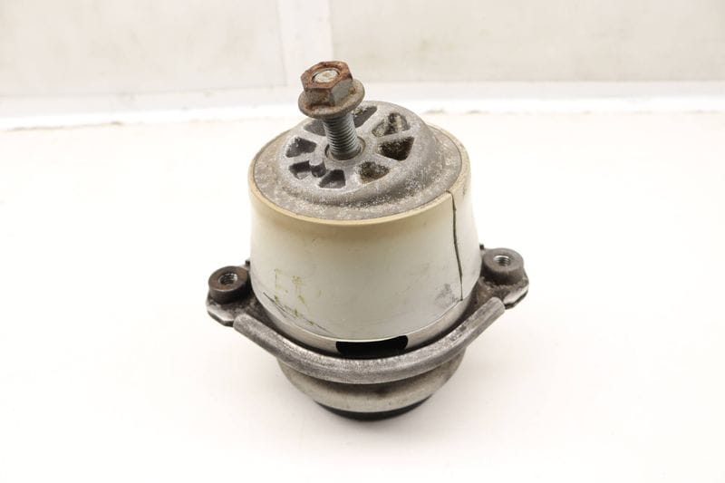 Engine / Motor Mount 94837505003 — Used (SKU 604729)