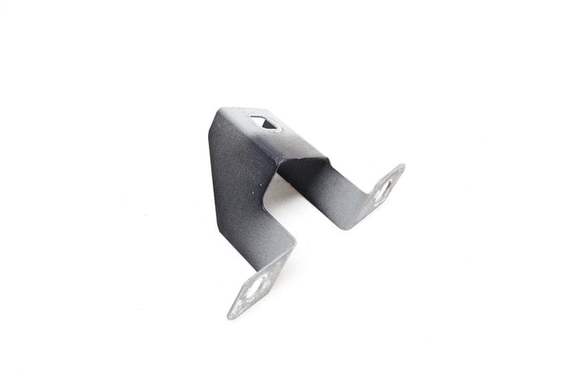 Fender Mount / Bracket 7P5821162 — Used (SKU 651412)