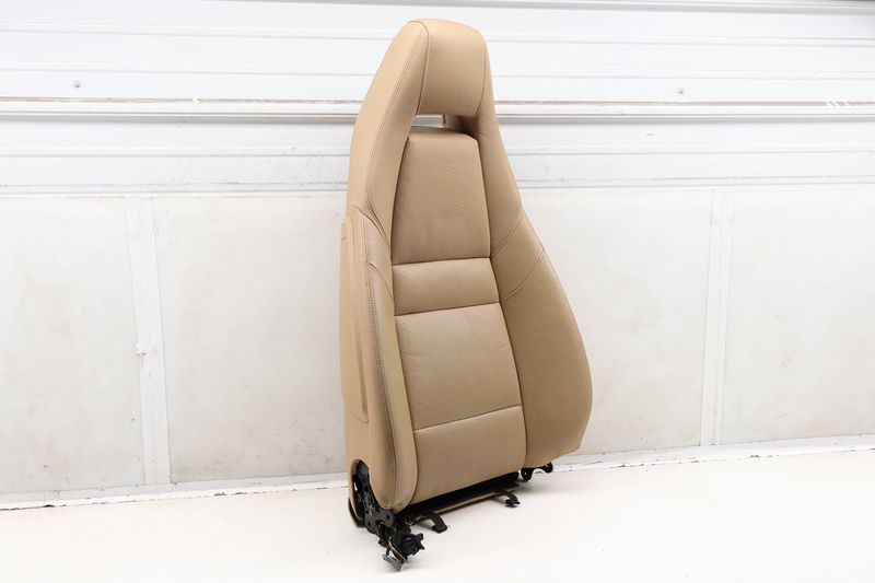 Upper Seat Backrest Cushion Assembly — Used (SKU 610396)