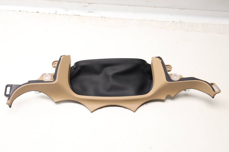 Instrument Cluster / Dash Trim 97055227100 — Used (SKU 610241)