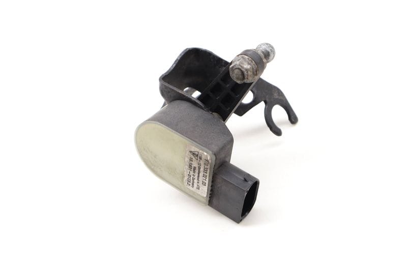 Headlight / Suspension Leveling Sensor 97033302103 — Used (SKU 610135)
