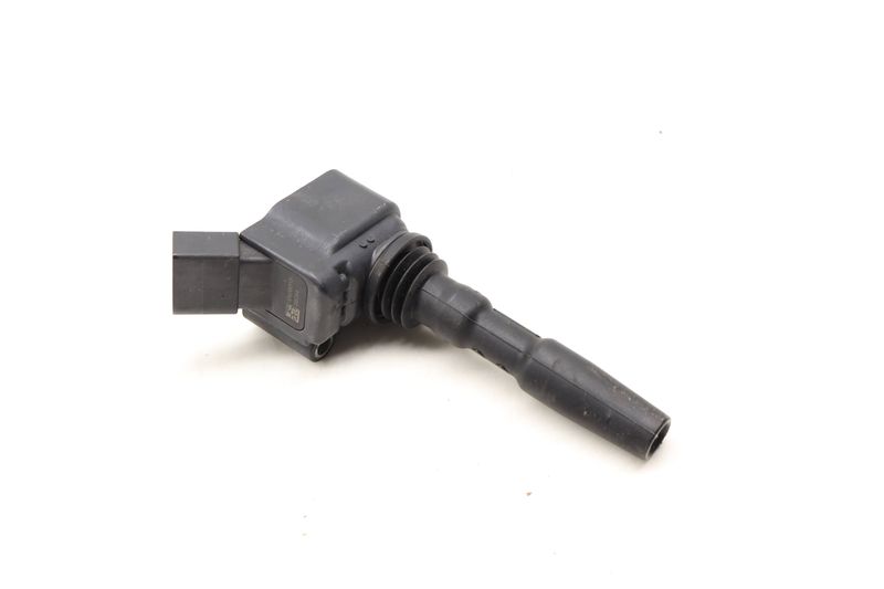 Ignition Coil Pack 04E905110B — Used (SKU 604276)