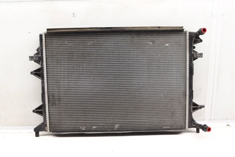 Radiator 1K0121251EB — Used (SKU 604267)