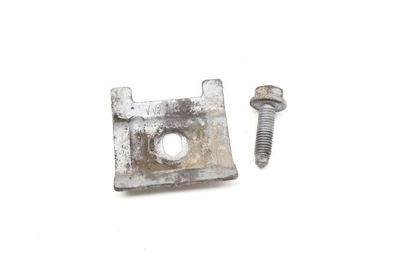 Battery Holder Clamp / Bracket 1J0803219 — Used (SKU 718501)