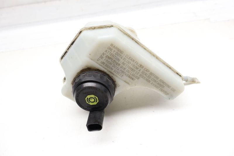 Brake Fluid Reservoir / Tank 3C1611301 — Used (SKU 718732)
