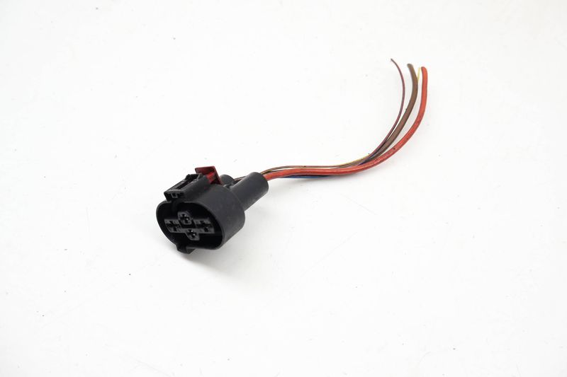 Electric Fan Wiring Harness Connector / Pigtail 1K0906234 — Used (SKU 718829)