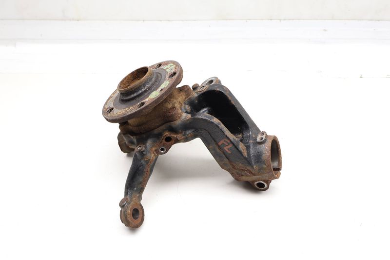 Spindle Knuckle w/ Wheel Bearing 1K0407255AA — Used (SKU 718800)