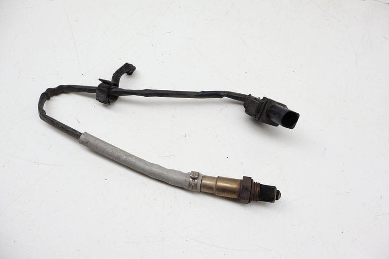 Oxygen O2 Sensor - Pre Cat Upstream 06J906262M — Used (SKU 718821)