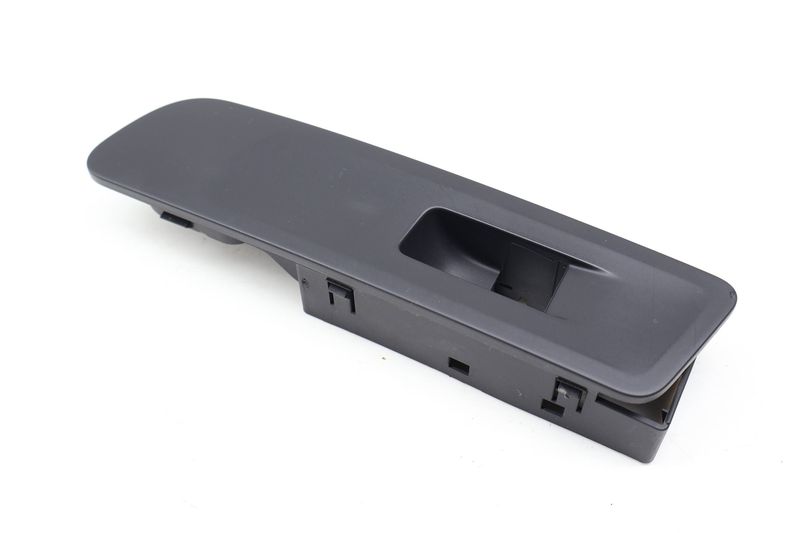 Window Switch Trim 5N1867256A — Used (SKU 718527)