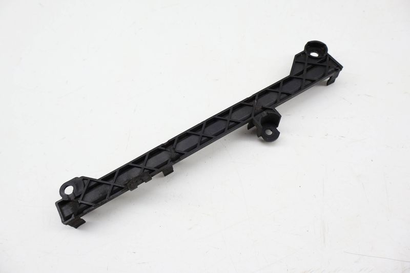 Fuel Hose / Line Bracket 06J133519A — Used (SKU 718702)