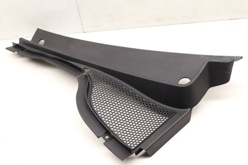 Rain Tray / Water Deflector 5N1819403 — Used (SKU 489143)