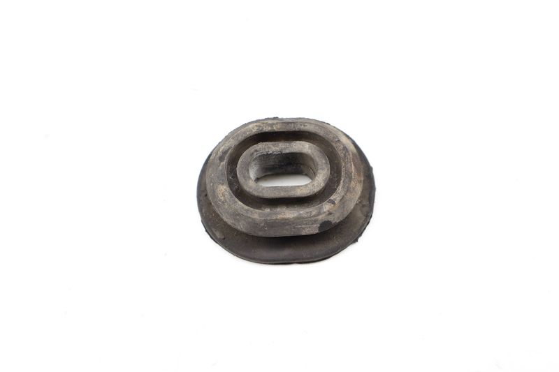 Lower Radiator Rubber Mount 1K0121367F — Used (SKU 718481)