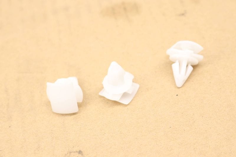 Lower Door Molding Clip Set (3) 3C0853585 — Used (SKU 489267)