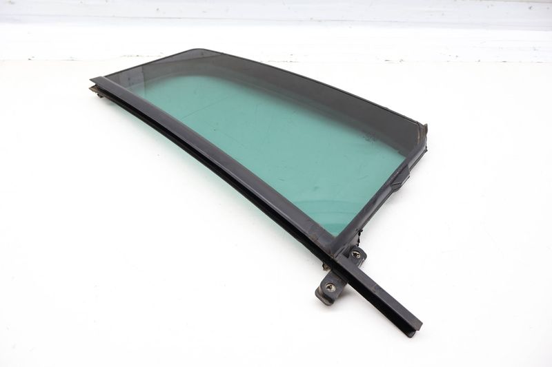 Door Window Glass (FIXED) 5N0845213E — Used (SKU 718755)