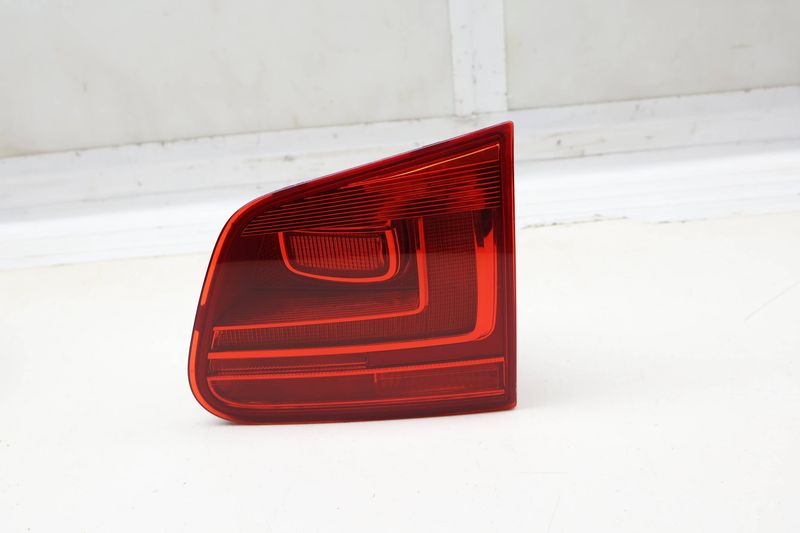 Inner Tail Light / Lamp 5N0945094J — Used (SKU 718662)