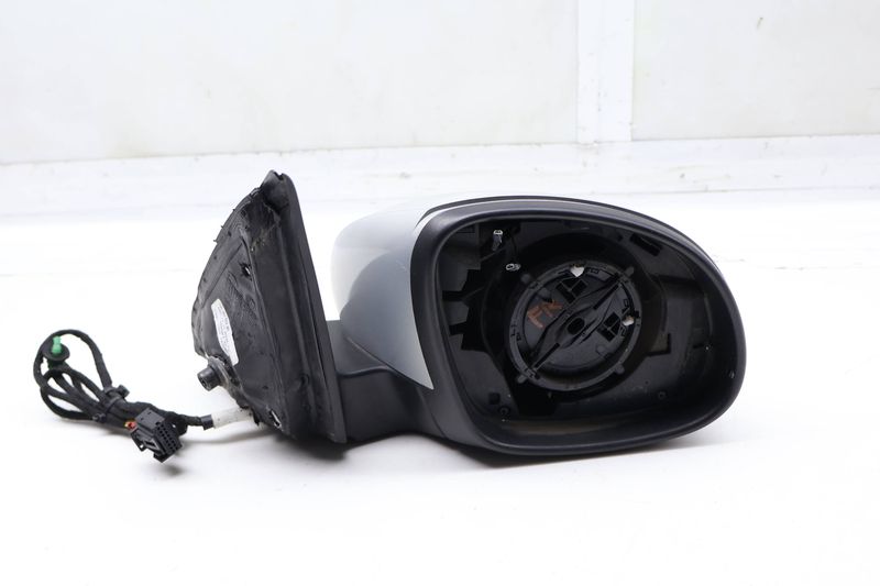 Side View Mirror Assembly 5N1857502AH — Used (SKU 718639)