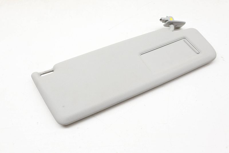 Sun Visor / Mirror 5N0857552K — Used (SKU 718588)