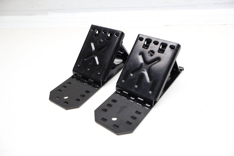 Wheel Chock / Stop Set 7L0860321A — Used (SKU 718730)