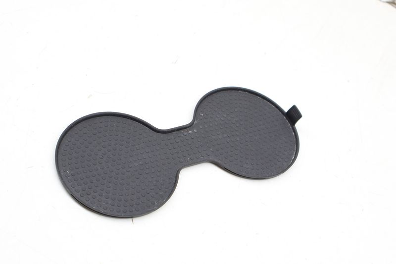 Cup Holder Insert 7P6858602 — Used (SKU 737380)