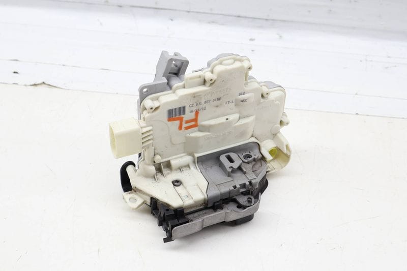 Door Latch / Lock Actuator 8J1837015B — Used (SKU 737495)