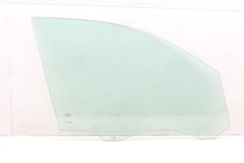 Door Window Glass 7P6845022B — Used (SKU 465639)