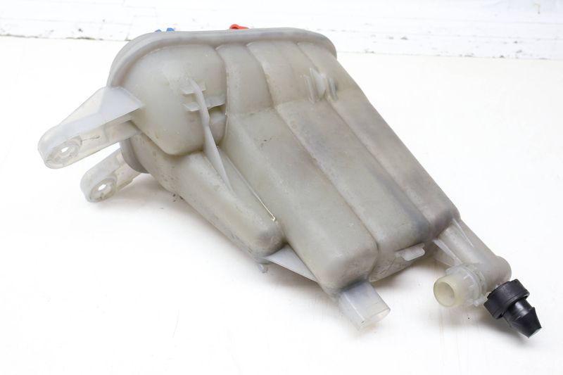 Coolant Reservoir / Tank / Bottle 8K0121403Q — Used (SKU 732232)