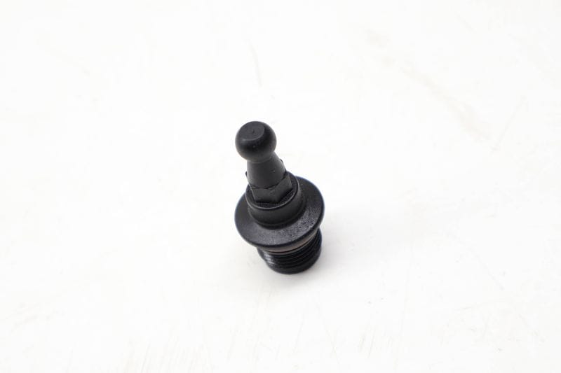 Engine / Valve Cover Plug 06J115418A — Used (SKU 732080)