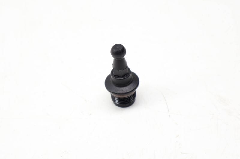 Engine / Valve Cover Plug 06J115418A — Used (SKU 732081)