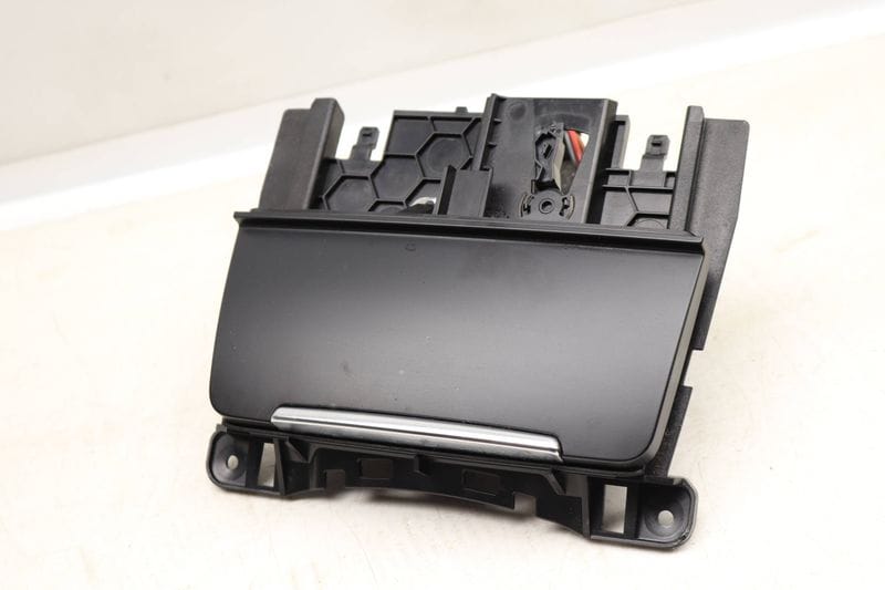 Ashtray / Ash Tray Assembly 8K0857951C — Used (SKU 528653)