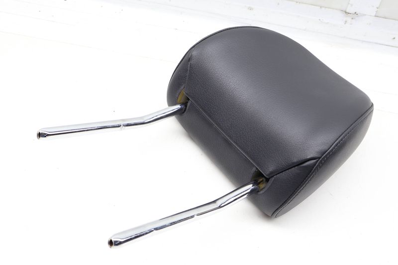 Headrest / Head Rest 8K0881901BH — Used (SKU 732197)