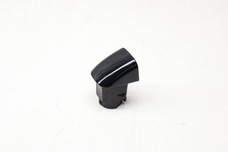 Exterior Door Handle Housing / Cap 8T0837167A — Used (SKU 732002)