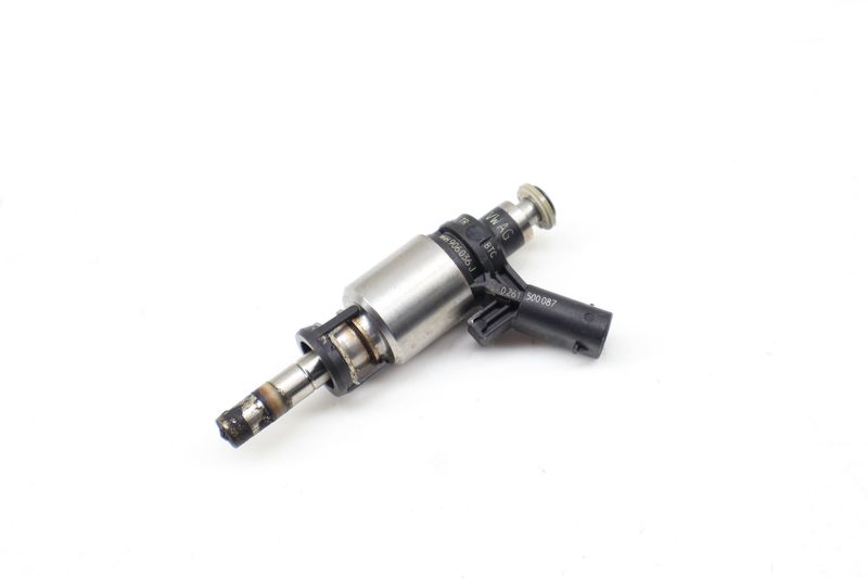 Fuel Injector 06H906036J — Used (SKU 732059)