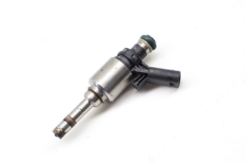 Fuel Injector 06H906036J — Used (SKU 732062)